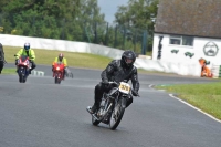 Mallory-park-Leicestershire;Mallory-park-photographs;Motorcycle-action-photographs;classic-bikes;event-digital-images;eventdigitalimages;mallory-park;no-limits-trackday;peter-wileman-photography;vintage-bikes;vintage-motorcycles;vmcc-festival-1000-bikes