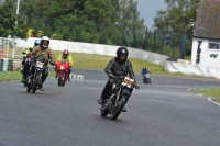 Mallory-park-Leicestershire;Mallory-park-photographs;Motorcycle-action-photographs;classic-bikes;event-digital-images;eventdigitalimages;mallory-park;no-limits-trackday;peter-wileman-photography;vintage-bikes;vintage-motorcycles;vmcc-festival-1000-bikes