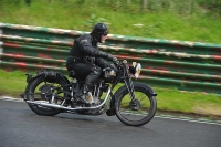 Mallory-park-Leicestershire;Mallory-park-photographs;Motorcycle-action-photographs;classic-bikes;event-digital-images;eventdigitalimages;mallory-park;no-limits-trackday;peter-wileman-photography;vintage-bikes;vintage-motorcycles;vmcc-festival-1000-bikes