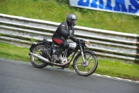 Mallory-park-Leicestershire;Mallory-park-photographs;Motorcycle-action-photographs;classic-bikes;event-digital-images;eventdigitalimages;mallory-park;no-limits-trackday;peter-wileman-photography;vintage-bikes;vintage-motorcycles;vmcc-festival-1000-bikes