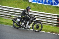 Mallory-park-Leicestershire;Mallory-park-photographs;Motorcycle-action-photographs;classic-bikes;event-digital-images;eventdigitalimages;mallory-park;no-limits-trackday;peter-wileman-photography;vintage-bikes;vintage-motorcycles;vmcc-festival-1000-bikes