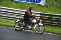 Mallory-park-Leicestershire;Mallory-park-photographs;Motorcycle-action-photographs;classic-bikes;event-digital-images;eventdigitalimages;mallory-park;no-limits-trackday;peter-wileman-photography;vintage-bikes;vintage-motorcycles;vmcc-festival-1000-bikes