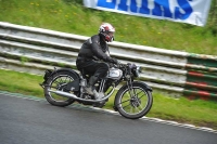 Mallory-park-Leicestershire;Mallory-park-photographs;Motorcycle-action-photographs;classic-bikes;event-digital-images;eventdigitalimages;mallory-park;no-limits-trackday;peter-wileman-photography;vintage-bikes;vintage-motorcycles;vmcc-festival-1000-bikes