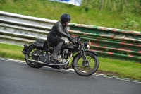 Mallory-park-Leicestershire;Mallory-park-photographs;Motorcycle-action-photographs;classic-bikes;event-digital-images;eventdigitalimages;mallory-park;no-limits-trackday;peter-wileman-photography;vintage-bikes;vintage-motorcycles;vmcc-festival-1000-bikes