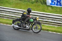 Mallory-park-Leicestershire;Mallory-park-photographs;Motorcycle-action-photographs;classic-bikes;event-digital-images;eventdigitalimages;mallory-park;no-limits-trackday;peter-wileman-photography;vintage-bikes;vintage-motorcycles;vmcc-festival-1000-bikes