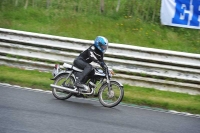 Mallory-park-Leicestershire;Mallory-park-photographs;Motorcycle-action-photographs;classic-bikes;event-digital-images;eventdigitalimages;mallory-park;no-limits-trackday;peter-wileman-photography;vintage-bikes;vintage-motorcycles;vmcc-festival-1000-bikes