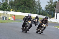 Mallory-park-Leicestershire;Mallory-park-photographs;Motorcycle-action-photographs;classic-bikes;event-digital-images;eventdigitalimages;mallory-park;no-limits-trackday;peter-wileman-photography;vintage-bikes;vintage-motorcycles;vmcc-festival-1000-bikes