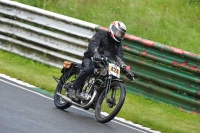 Mallory-park-Leicestershire;Mallory-park-photographs;Motorcycle-action-photographs;classic-bikes;event-digital-images;eventdigitalimages;mallory-park;no-limits-trackday;peter-wileman-photography;vintage-bikes;vintage-motorcycles;vmcc-festival-1000-bikes