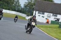 Mallory-park-Leicestershire;Mallory-park-photographs;Motorcycle-action-photographs;classic-bikes;event-digital-images;eventdigitalimages;mallory-park;no-limits-trackday;peter-wileman-photography;vintage-bikes;vintage-motorcycles;vmcc-festival-1000-bikes