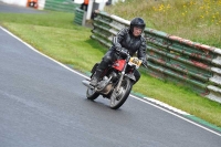 Mallory-park-Leicestershire;Mallory-park-photographs;Motorcycle-action-photographs;classic-bikes;event-digital-images;eventdigitalimages;mallory-park;no-limits-trackday;peter-wileman-photography;vintage-bikes;vintage-motorcycles;vmcc-festival-1000-bikes