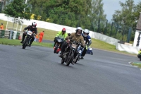 Mallory-park-Leicestershire;Mallory-park-photographs;Motorcycle-action-photographs;classic-bikes;event-digital-images;eventdigitalimages;mallory-park;no-limits-trackday;peter-wileman-photography;vintage-bikes;vintage-motorcycles;vmcc-festival-1000-bikes