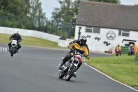 Mallory-park-Leicestershire;Mallory-park-photographs;Motorcycle-action-photographs;classic-bikes;event-digital-images;eventdigitalimages;mallory-park;no-limits-trackday;peter-wileman-photography;vintage-bikes;vintage-motorcycles;vmcc-festival-1000-bikes