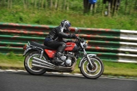 Mallory-park-Leicestershire;Mallory-park-photographs;Motorcycle-action-photographs;classic-bikes;event-digital-images;eventdigitalimages;mallory-park;no-limits-trackday;peter-wileman-photography;vintage-bikes;vintage-motorcycles;vmcc-festival-1000-bikes