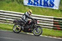 Mallory-park-Leicestershire;Mallory-park-photographs;Motorcycle-action-photographs;classic-bikes;event-digital-images;eventdigitalimages;mallory-park;no-limits-trackday;peter-wileman-photography;vintage-bikes;vintage-motorcycles;vmcc-festival-1000-bikes