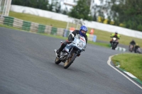 Mallory-park-Leicestershire;Mallory-park-photographs;Motorcycle-action-photographs;classic-bikes;event-digital-images;eventdigitalimages;mallory-park;no-limits-trackday;peter-wileman-photography;vintage-bikes;vintage-motorcycles;vmcc-festival-1000-bikes