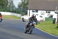 Mallory-park-Leicestershire;Mallory-park-photographs;Motorcycle-action-photographs;classic-bikes;event-digital-images;eventdigitalimages;mallory-park;no-limits-trackday;peter-wileman-photography;vintage-bikes;vintage-motorcycles;vmcc-festival-1000-bikes