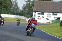 Mallory-park-Leicestershire;Mallory-park-photographs;Motorcycle-action-photographs;classic-bikes;event-digital-images;eventdigitalimages;mallory-park;no-limits-trackday;peter-wileman-photography;vintage-bikes;vintage-motorcycles;vmcc-festival-1000-bikes