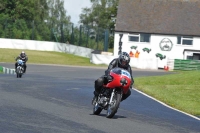 Mallory-park-Leicestershire;Mallory-park-photographs;Motorcycle-action-photographs;classic-bikes;event-digital-images;eventdigitalimages;mallory-park;no-limits-trackday;peter-wileman-photography;vintage-bikes;vintage-motorcycles;vmcc-festival-1000-bikes