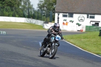 Mallory-park-Leicestershire;Mallory-park-photographs;Motorcycle-action-photographs;classic-bikes;event-digital-images;eventdigitalimages;mallory-park;no-limits-trackday;peter-wileman-photography;vintage-bikes;vintage-motorcycles;vmcc-festival-1000-bikes