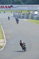 Mallory-park-Leicestershire;Mallory-park-photographs;Motorcycle-action-photographs;classic-bikes;event-digital-images;eventdigitalimages;mallory-park;no-limits-trackday;peter-wileman-photography;vintage-bikes;vintage-motorcycles;vmcc-festival-1000-bikes