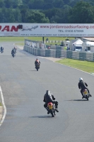 Mallory-park-Leicestershire;Mallory-park-photographs;Motorcycle-action-photographs;classic-bikes;event-digital-images;eventdigitalimages;mallory-park;no-limits-trackday;peter-wileman-photography;vintage-bikes;vintage-motorcycles;vmcc-festival-1000-bikes