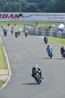 Mallory-park-Leicestershire;Mallory-park-photographs;Motorcycle-action-photographs;classic-bikes;event-digital-images;eventdigitalimages;mallory-park;no-limits-trackday;peter-wileman-photography;vintage-bikes;vintage-motorcycles;vmcc-festival-1000-bikes