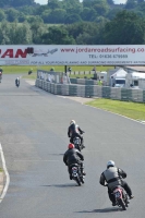 Mallory-park-Leicestershire;Mallory-park-photographs;Motorcycle-action-photographs;classic-bikes;event-digital-images;eventdigitalimages;mallory-park;no-limits-trackday;peter-wileman-photography;vintage-bikes;vintage-motorcycles;vmcc-festival-1000-bikes