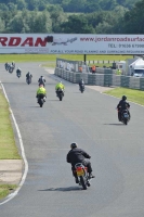 Mallory-park-Leicestershire;Mallory-park-photographs;Motorcycle-action-photographs;classic-bikes;event-digital-images;eventdigitalimages;mallory-park;no-limits-trackday;peter-wileman-photography;vintage-bikes;vintage-motorcycles;vmcc-festival-1000-bikes