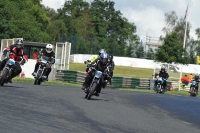 Mallory-park-Leicestershire;Mallory-park-photographs;Motorcycle-action-photographs;classic-bikes;event-digital-images;eventdigitalimages;mallory-park;no-limits-trackday;peter-wileman-photography;vintage-bikes;vintage-motorcycles;vmcc-festival-1000-bikes