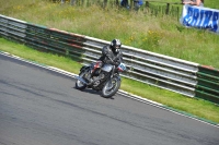 Mallory-park-Leicestershire;Mallory-park-photographs;Motorcycle-action-photographs;classic-bikes;event-digital-images;eventdigitalimages;mallory-park;no-limits-trackday;peter-wileman-photography;vintage-bikes;vintage-motorcycles;vmcc-festival-1000-bikes