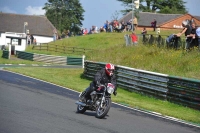 Mallory-park-Leicestershire;Mallory-park-photographs;Motorcycle-action-photographs;classic-bikes;event-digital-images;eventdigitalimages;mallory-park;no-limits-trackday;peter-wileman-photography;vintage-bikes;vintage-motorcycles;vmcc-festival-1000-bikes