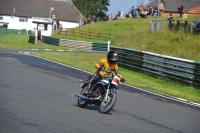 Mallory-park-Leicestershire;Mallory-park-photographs;Motorcycle-action-photographs;classic-bikes;event-digital-images;eventdigitalimages;mallory-park;no-limits-trackday;peter-wileman-photography;vintage-bikes;vintage-motorcycles;vmcc-festival-1000-bikes