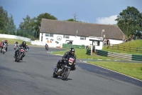 Mallory-park-Leicestershire;Mallory-park-photographs;Motorcycle-action-photographs;classic-bikes;event-digital-images;eventdigitalimages;mallory-park;no-limits-trackday;peter-wileman-photography;vintage-bikes;vintage-motorcycles;vmcc-festival-1000-bikes