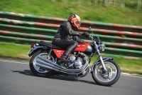 Mallory-park-Leicestershire;Mallory-park-photographs;Motorcycle-action-photographs;classic-bikes;event-digital-images;eventdigitalimages;mallory-park;no-limits-trackday;peter-wileman-photography;vintage-bikes;vintage-motorcycles;vmcc-festival-1000-bikes