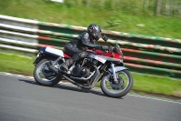 Mallory-park-Leicestershire;Mallory-park-photographs;Motorcycle-action-photographs;classic-bikes;event-digital-images;eventdigitalimages;mallory-park;no-limits-trackday;peter-wileman-photography;vintage-bikes;vintage-motorcycles;vmcc-festival-1000-bikes