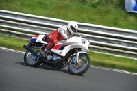 Mallory-park-Leicestershire;Mallory-park-photographs;Motorcycle-action-photographs;classic-bikes;event-digital-images;eventdigitalimages;mallory-park;no-limits-trackday;peter-wileman-photography;vintage-bikes;vintage-motorcycles;vmcc-festival-1000-bikes