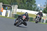 Mallory-park-Leicestershire;Mallory-park-photographs;Motorcycle-action-photographs;classic-bikes;event-digital-images;eventdigitalimages;mallory-park;no-limits-trackday;peter-wileman-photography;vintage-bikes;vintage-motorcycles;vmcc-festival-1000-bikes