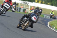 Mallory-park-Leicestershire;Mallory-park-photographs;Motorcycle-action-photographs;classic-bikes;event-digital-images;eventdigitalimages;mallory-park;no-limits-trackday;peter-wileman-photography;vintage-bikes;vintage-motorcycles;vmcc-festival-1000-bikes