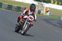 Mallory-park-Leicestershire;Mallory-park-photographs;Motorcycle-action-photographs;classic-bikes;event-digital-images;eventdigitalimages;mallory-park;no-limits-trackday;peter-wileman-photography;vintage-bikes;vintage-motorcycles;vmcc-festival-1000-bikes