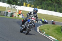 Mallory-park-Leicestershire;Mallory-park-photographs;Motorcycle-action-photographs;classic-bikes;event-digital-images;eventdigitalimages;mallory-park;no-limits-trackday;peter-wileman-photography;vintage-bikes;vintage-motorcycles;vmcc-festival-1000-bikes