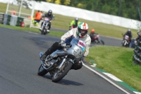 Mallory-park-Leicestershire;Mallory-park-photographs;Motorcycle-action-photographs;classic-bikes;event-digital-images;eventdigitalimages;mallory-park;no-limits-trackday;peter-wileman-photography;vintage-bikes;vintage-motorcycles;vmcc-festival-1000-bikes