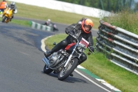 Mallory-park-Leicestershire;Mallory-park-photographs;Motorcycle-action-photographs;classic-bikes;event-digital-images;eventdigitalimages;mallory-park;no-limits-trackday;peter-wileman-photography;vintage-bikes;vintage-motorcycles;vmcc-festival-1000-bikes