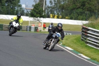 Mallory-park-Leicestershire;Mallory-park-photographs;Motorcycle-action-photographs;classic-bikes;event-digital-images;eventdigitalimages;mallory-park;no-limits-trackday;peter-wileman-photography;vintage-bikes;vintage-motorcycles;vmcc-festival-1000-bikes