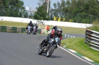 Mallory-park-Leicestershire;Mallory-park-photographs;Motorcycle-action-photographs;classic-bikes;event-digital-images;eventdigitalimages;mallory-park;no-limits-trackday;peter-wileman-photography;vintage-bikes;vintage-motorcycles;vmcc-festival-1000-bikes