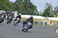 Mallory-park-Leicestershire;Mallory-park-photographs;Motorcycle-action-photographs;classic-bikes;event-digital-images;eventdigitalimages;mallory-park;no-limits-trackday;peter-wileman-photography;vintage-bikes;vintage-motorcycles;vmcc-festival-1000-bikes