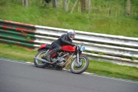 Mallory-park-Leicestershire;Mallory-park-photographs;Motorcycle-action-photographs;classic-bikes;event-digital-images;eventdigitalimages;mallory-park;no-limits-trackday;peter-wileman-photography;vintage-bikes;vintage-motorcycles;vmcc-festival-1000-bikes