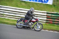 Mallory-park-Leicestershire;Mallory-park-photographs;Motorcycle-action-photographs;classic-bikes;event-digital-images;eventdigitalimages;mallory-park;no-limits-trackday;peter-wileman-photography;vintage-bikes;vintage-motorcycles;vmcc-festival-1000-bikes