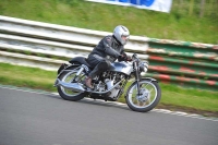 Mallory-park-Leicestershire;Mallory-park-photographs;Motorcycle-action-photographs;classic-bikes;event-digital-images;eventdigitalimages;mallory-park;no-limits-trackday;peter-wileman-photography;vintage-bikes;vintage-motorcycles;vmcc-festival-1000-bikes