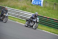 Mallory-park-Leicestershire;Mallory-park-photographs;Motorcycle-action-photographs;classic-bikes;event-digital-images;eventdigitalimages;mallory-park;no-limits-trackday;peter-wileman-photography;vintage-bikes;vintage-motorcycles;vmcc-festival-1000-bikes