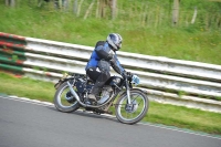 Mallory-park-Leicestershire;Mallory-park-photographs;Motorcycle-action-photographs;classic-bikes;event-digital-images;eventdigitalimages;mallory-park;no-limits-trackday;peter-wileman-photography;vintage-bikes;vintage-motorcycles;vmcc-festival-1000-bikes